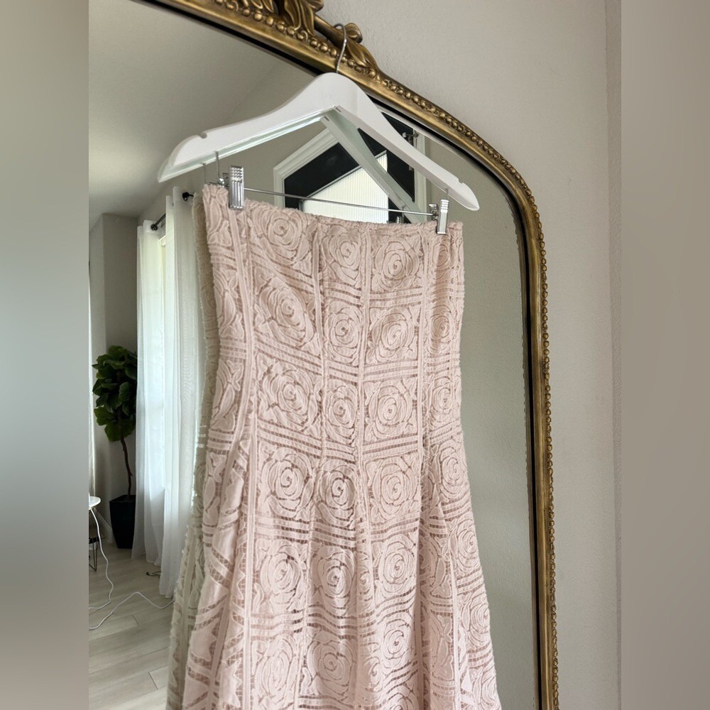Cult Gaia Solia Floral Lace Maxi Dress In Gardenia - Picture 8 of 13